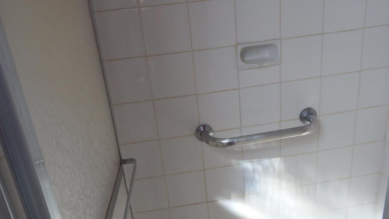 Casa Agradavel Com Piscina.