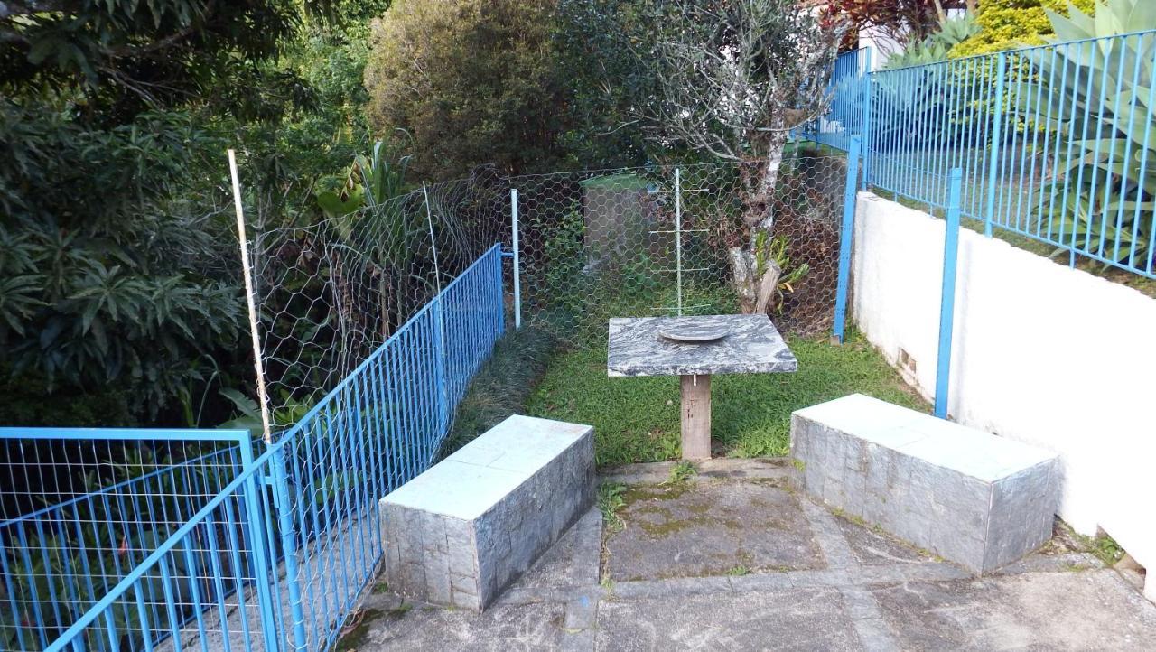 Casa Agradavel Com Piscina.